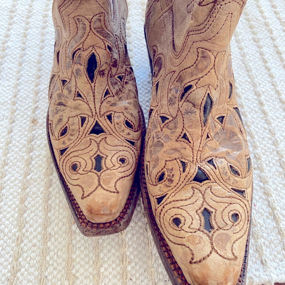 Corral Vintage Cowboy Boots, Women size 7 1/2